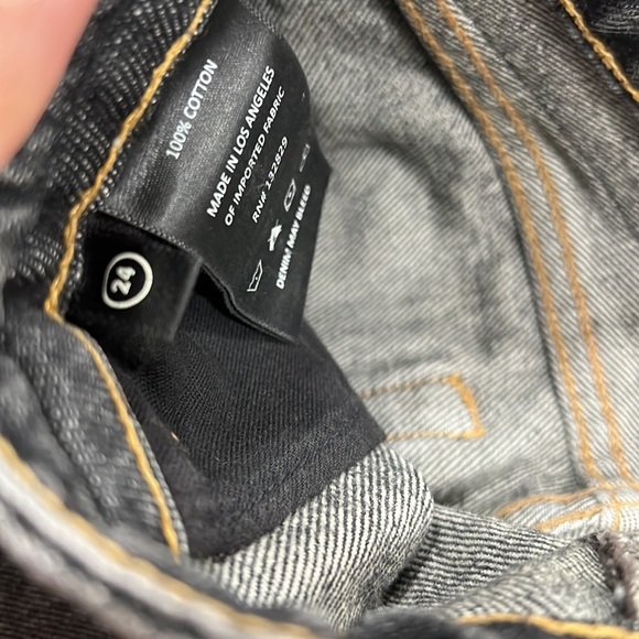 Two new Grlfrnd shorts the Helen the Jules - Picture 8 of 9